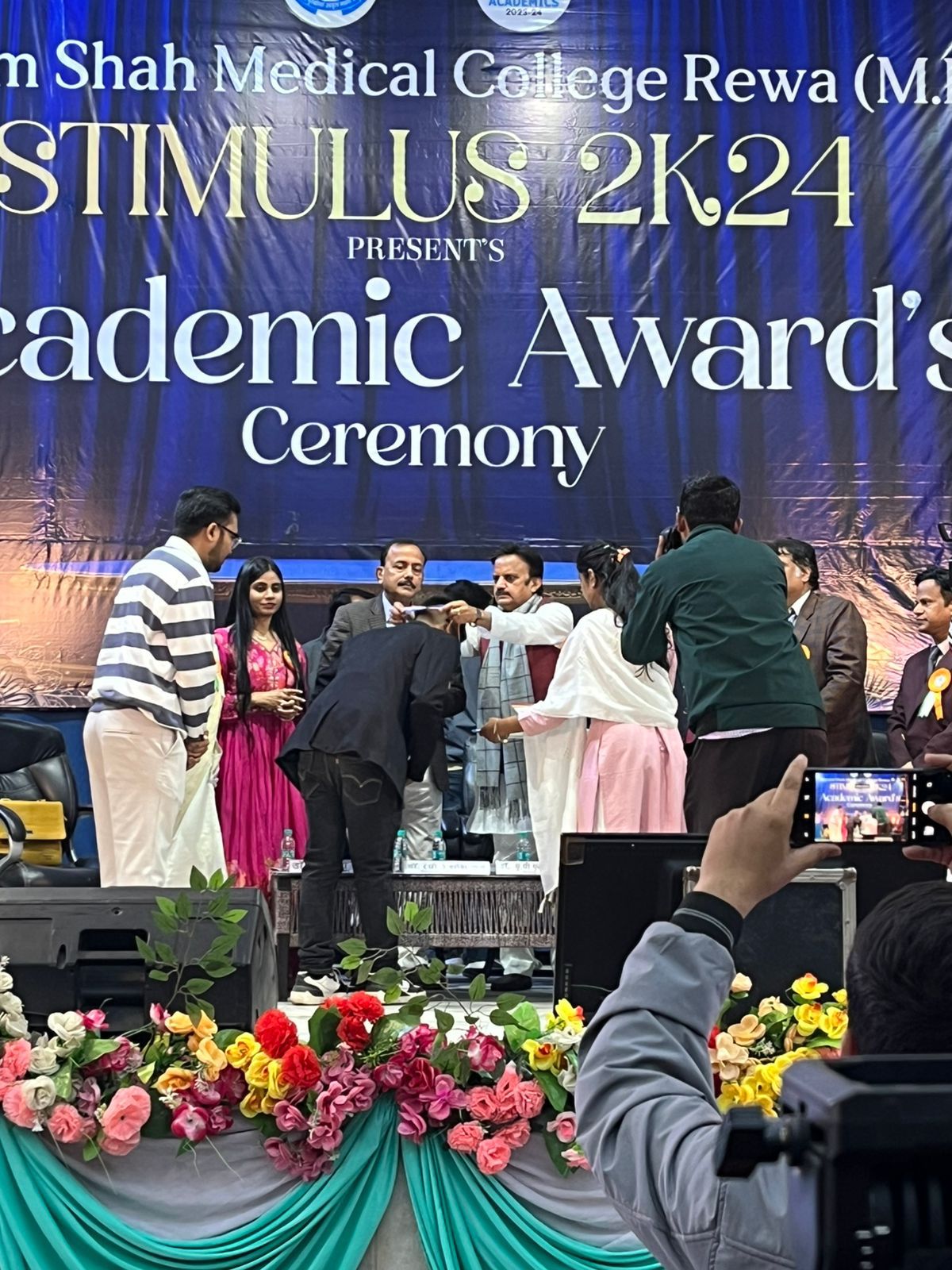 MBBS Gold Medal Achievement - Medical College Excellence